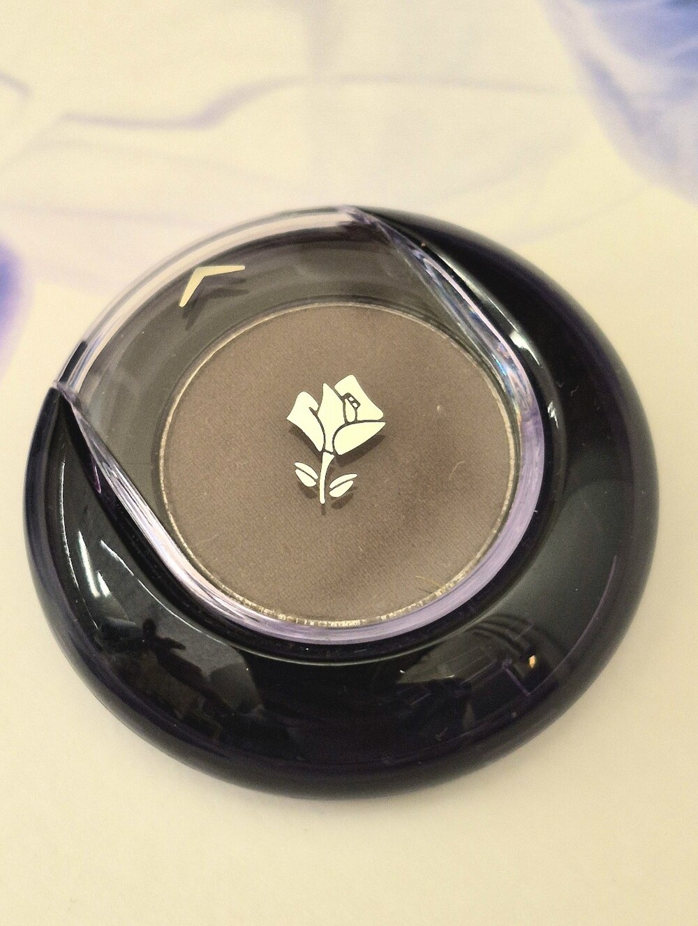 Brand New *Full Size 1.2g * Lancome Eyeshadow ( Colour#: Vintage Matte)
